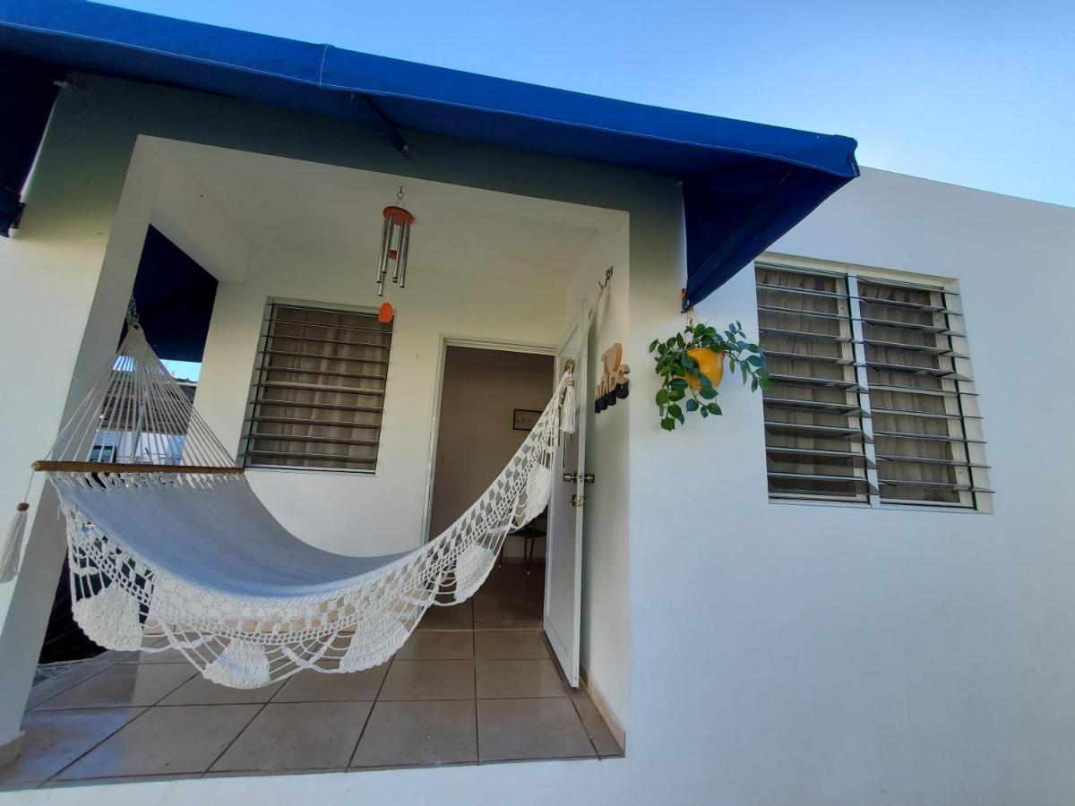 Aguadilla Waves Apt Free Parking & Wifi 8 Minute Walk From Crashboat Beach المظهر الخارجي الصورة